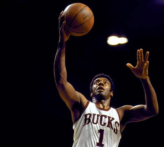 心地位的关 心地位的关